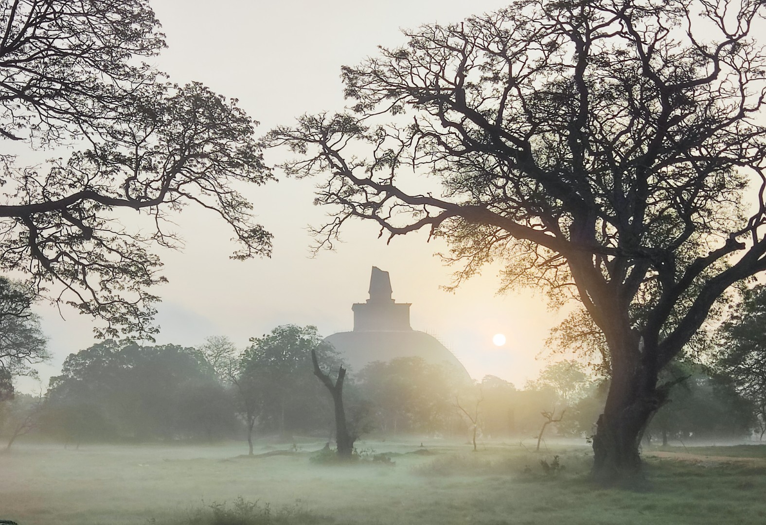 Jethawanaramaya,Stupa,And,Sunrise,Are,Taken,In,The,Morning,On